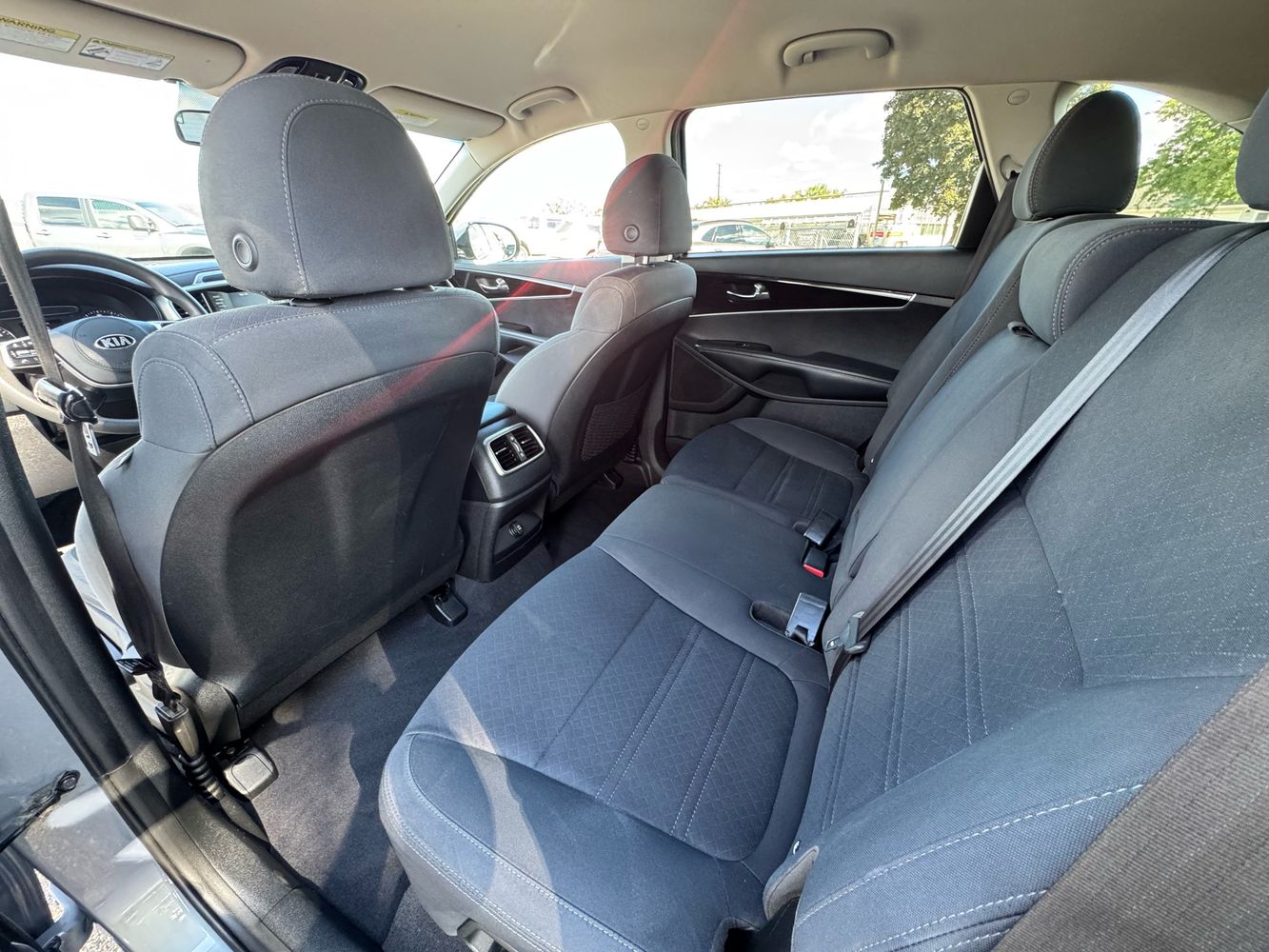 2019 Kia Sorento LX S photo 21