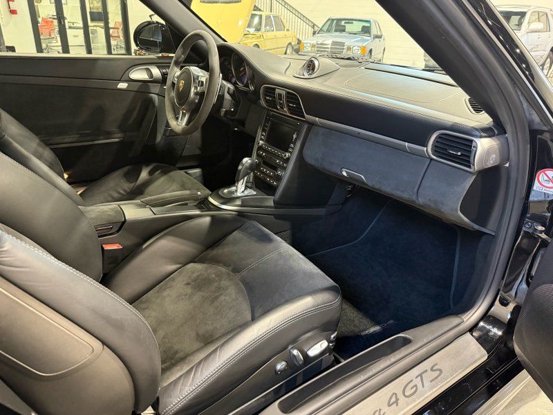 2012 Porsche 911 Carrera 4 GTS, photo 16