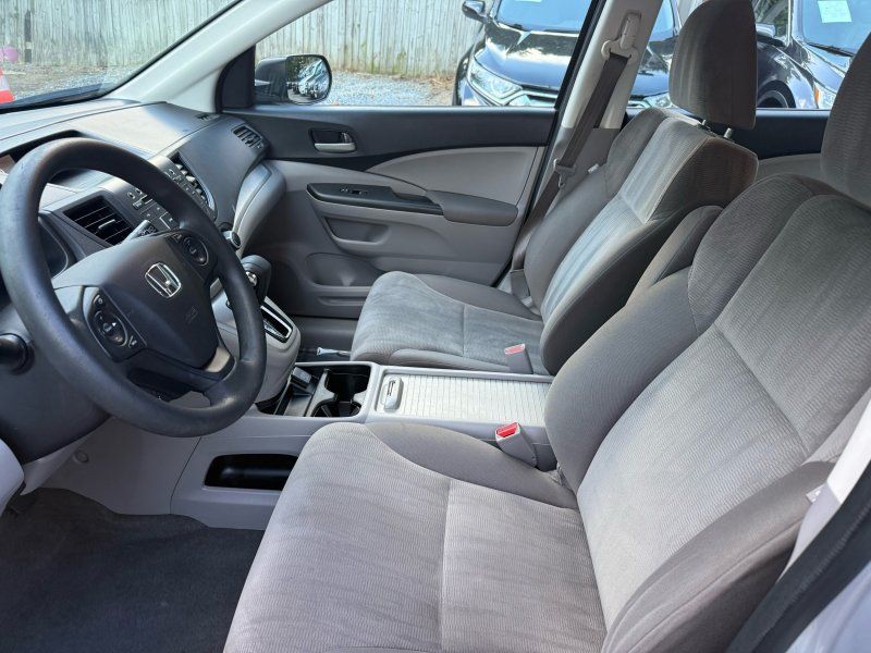 2014 Honda CR-V LX photo 12