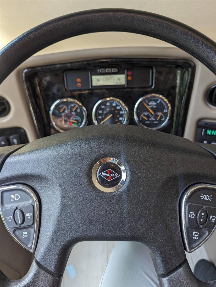 2019 Jayco Embark 31