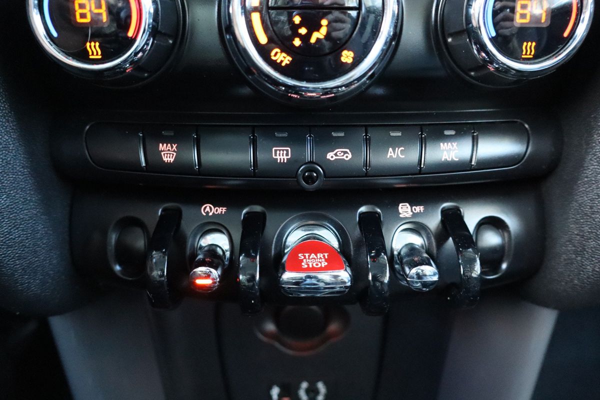 2017 MINI Hardtop Cooper