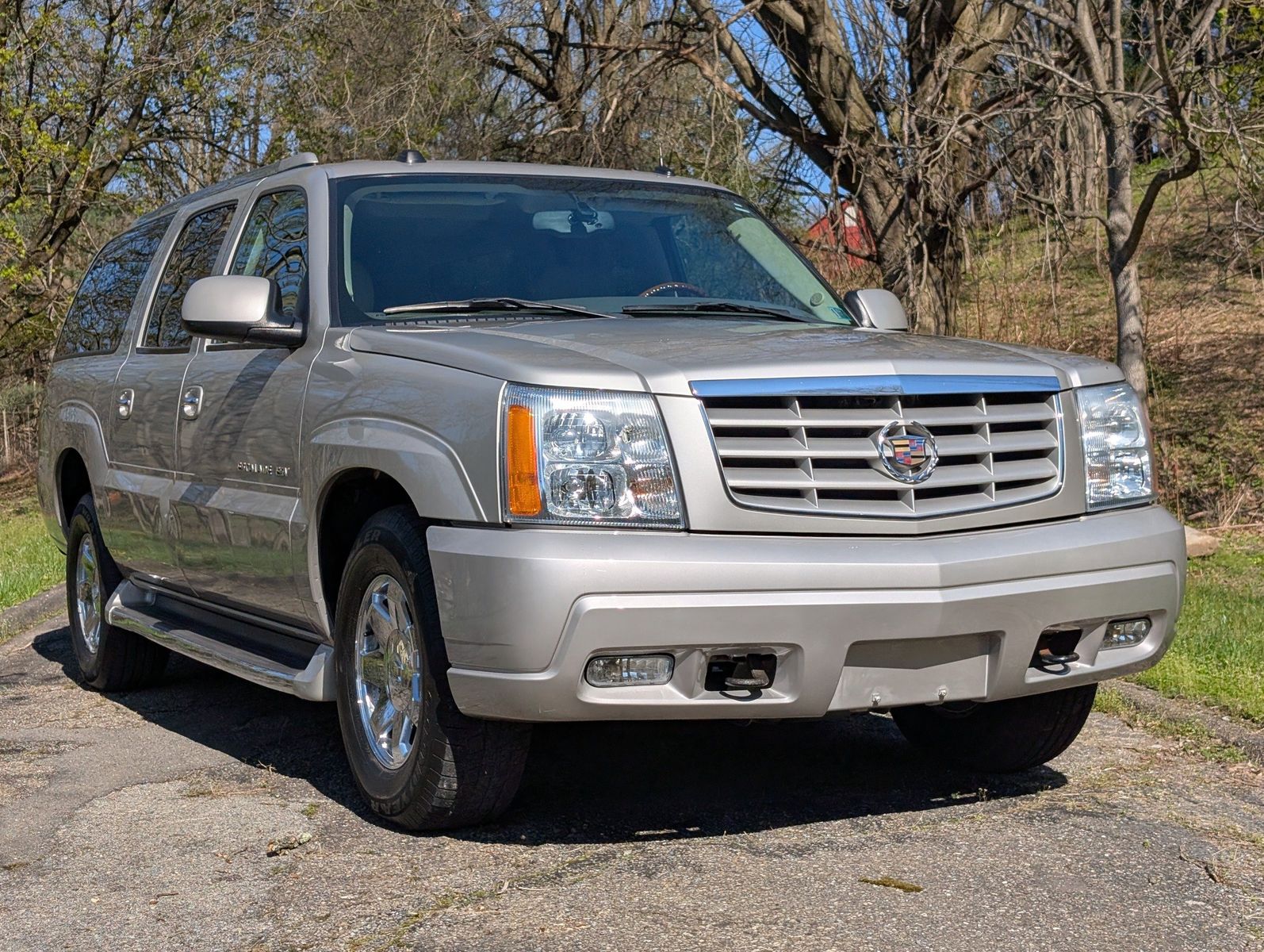 2004 Cadillac Escalade ESV 2