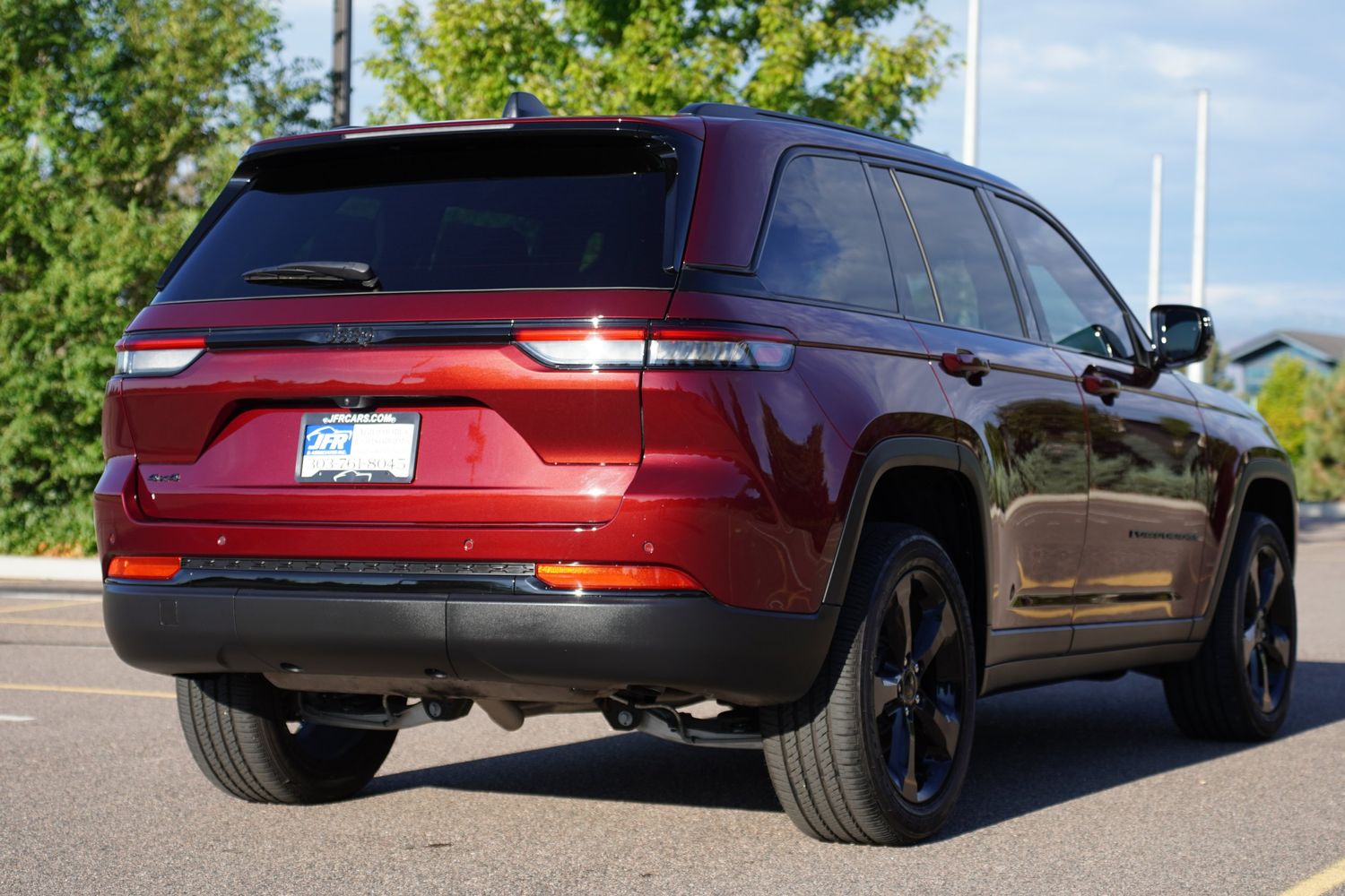 2024 Jeep Grand Cherokee Altitude X photo 2