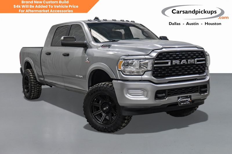 2022 RAM 3500 Big Horn Mega Cab 4WD