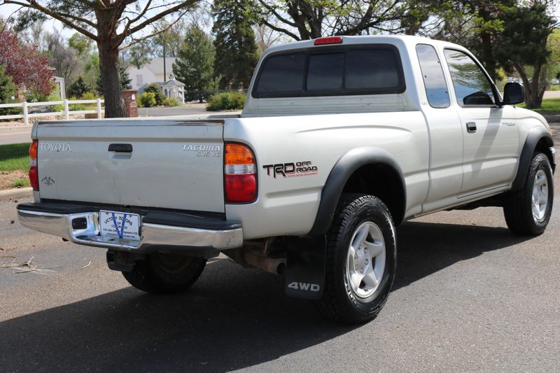 2001 Toyota Tacoma Photos