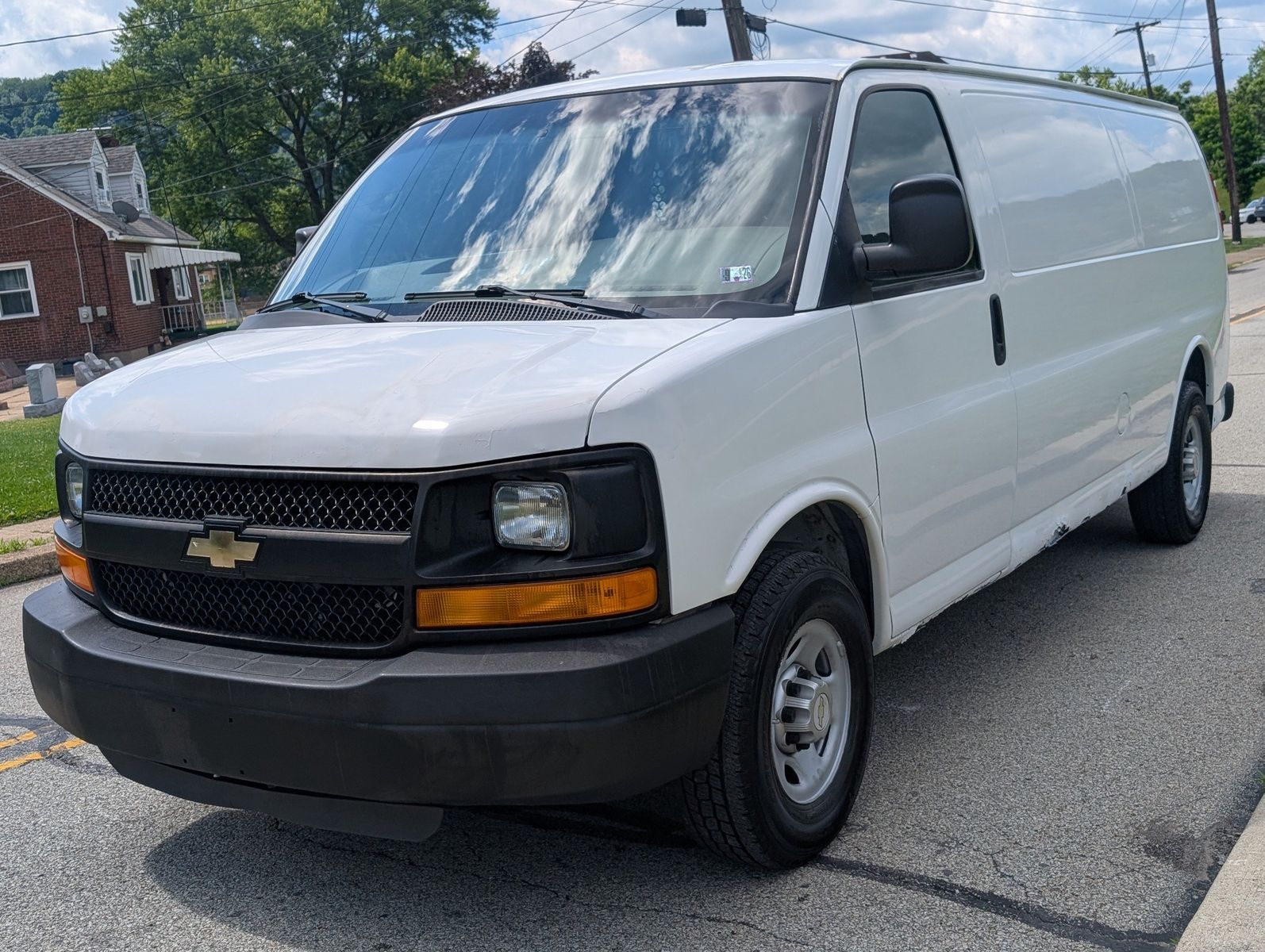 2011 Chevrolet Express 3500 9