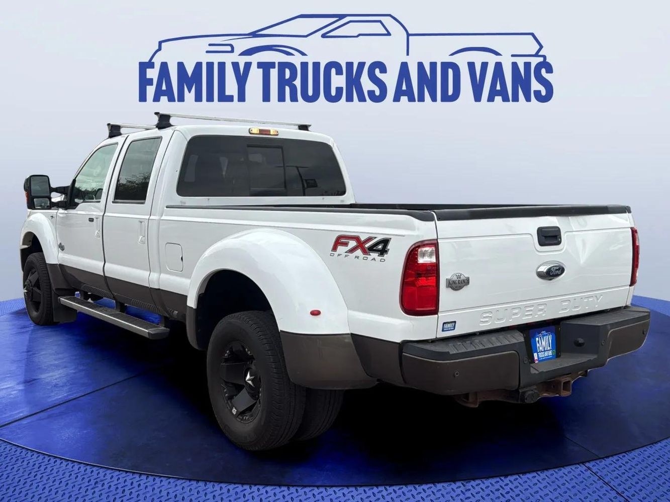 2015 Ford F-350 King Ranch photo 2