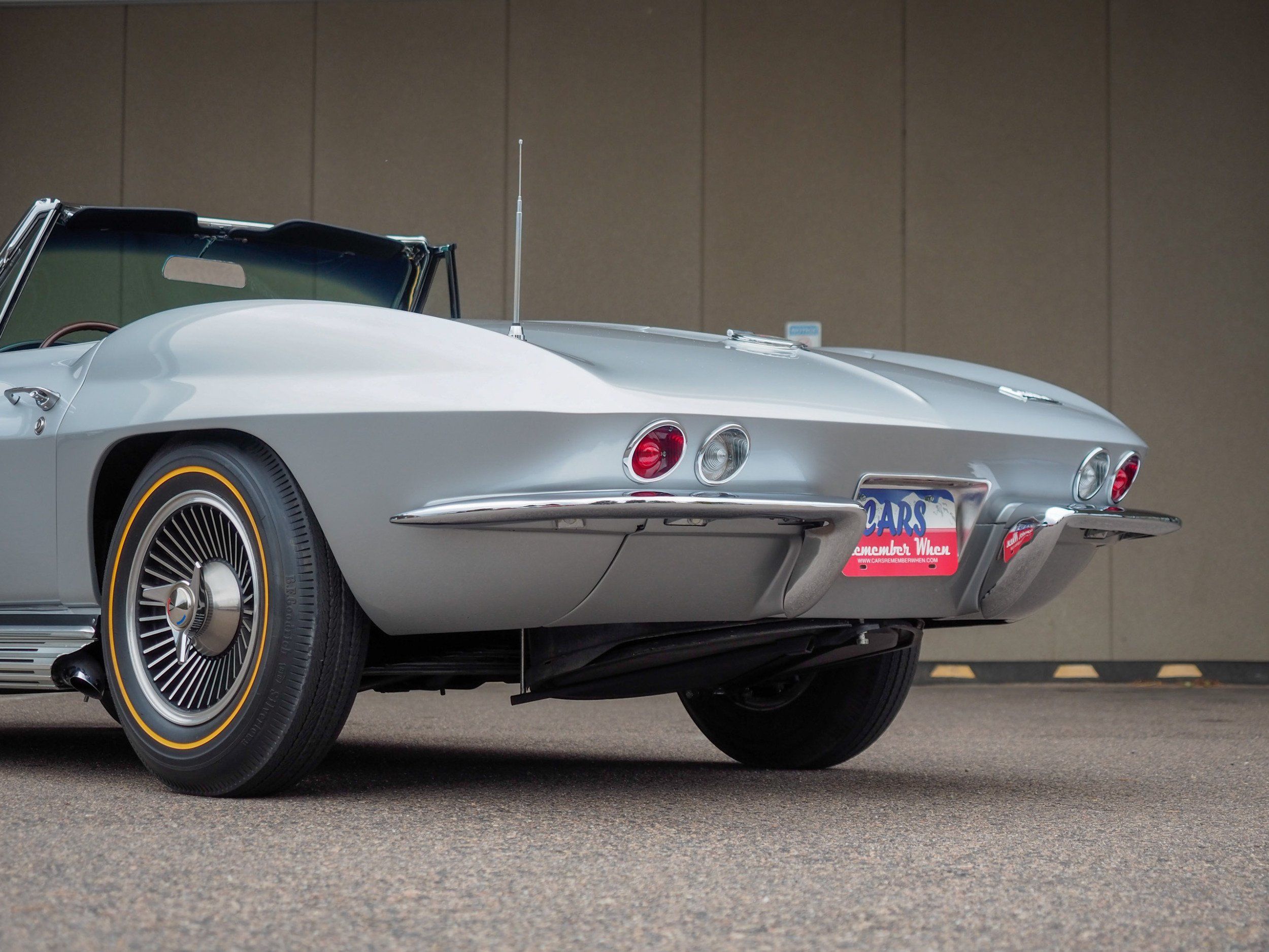 1966 Chevrolet Corvette Silver Roadster
