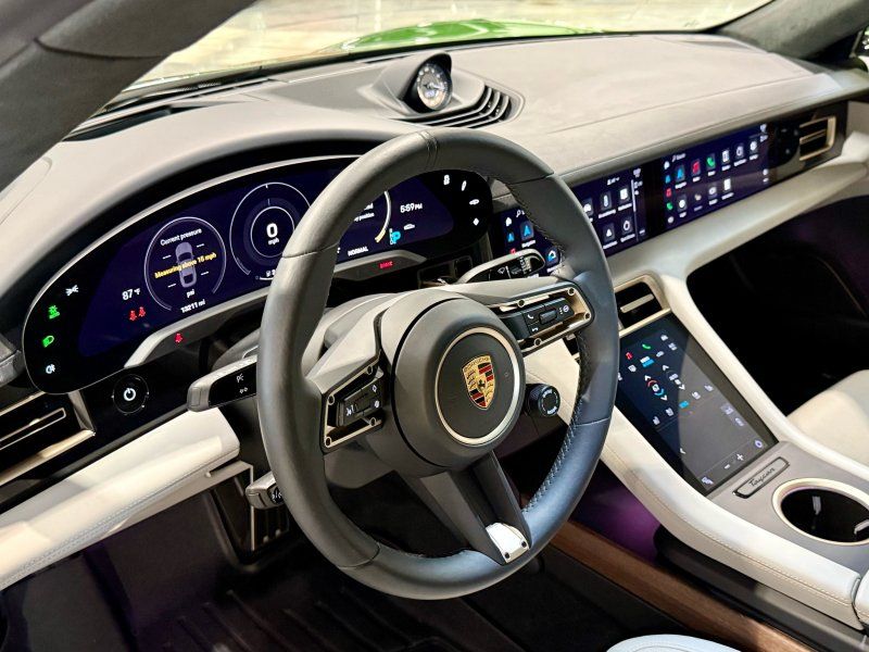 2022 Porsche Taycan Turbo S, photo 29