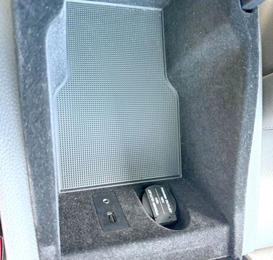 2015 Porsche Panamera 4S photo 36