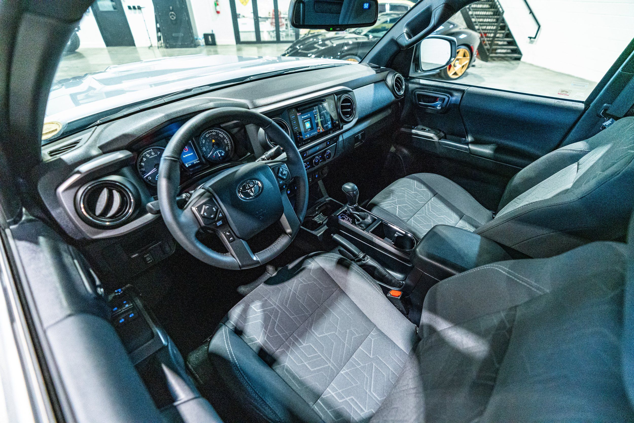 2017 Toyota Tacoma TRD Sport, photo 26