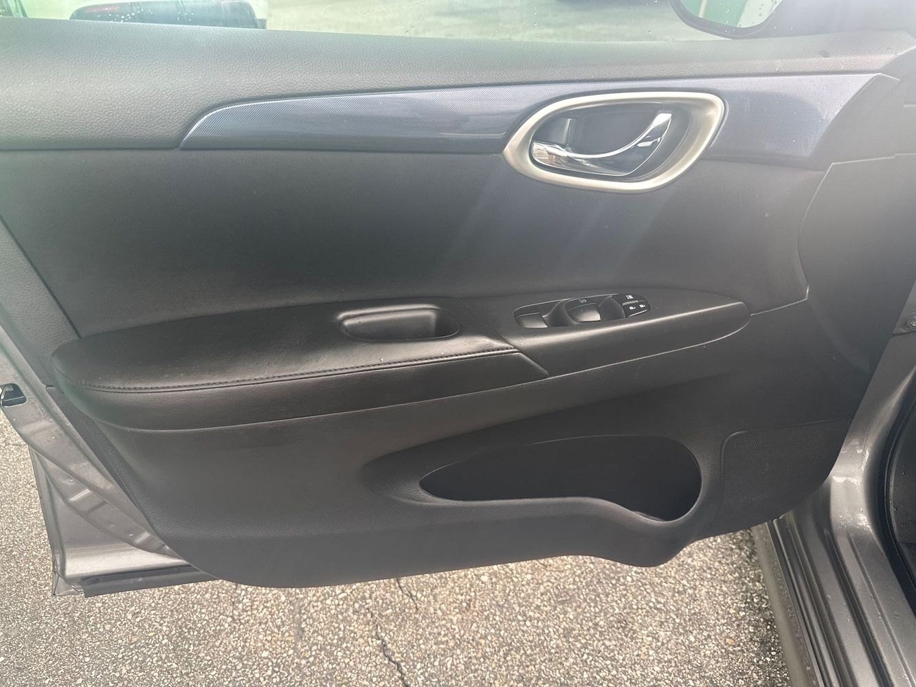 2017 Nissan Sentra photo 13