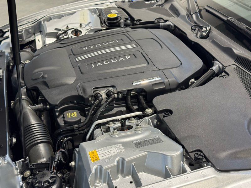 2012 Jaguar XK XKR, photo 19