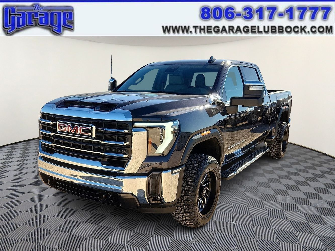 2024 GMC Sierra SLT's photo