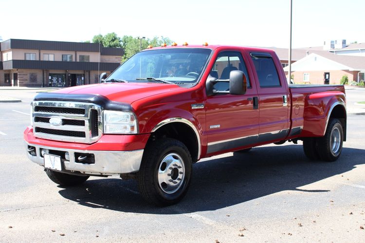 2005 Ford F-350 Super Duty Lariat | Victory Motors of Colorado