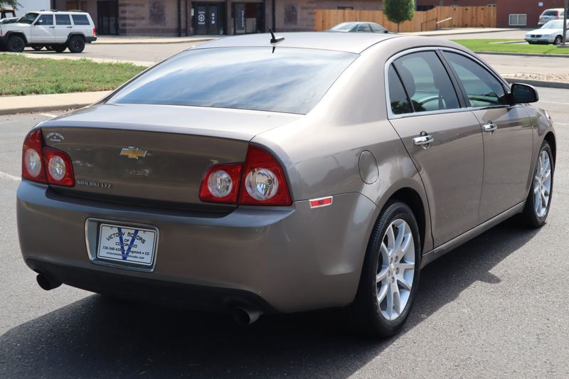 2点おまとめ　MALIBU Amazon.com: Qnbes Third Brake Light Fit for Chevrolet Malibu