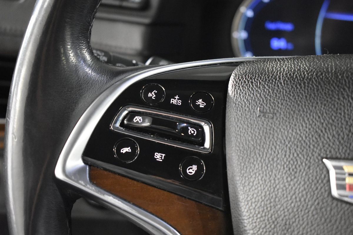 2018 Cadillac Escalade Luxury