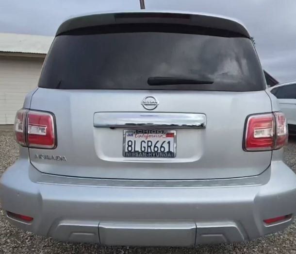 2017 Nissan Armada SV photo 5