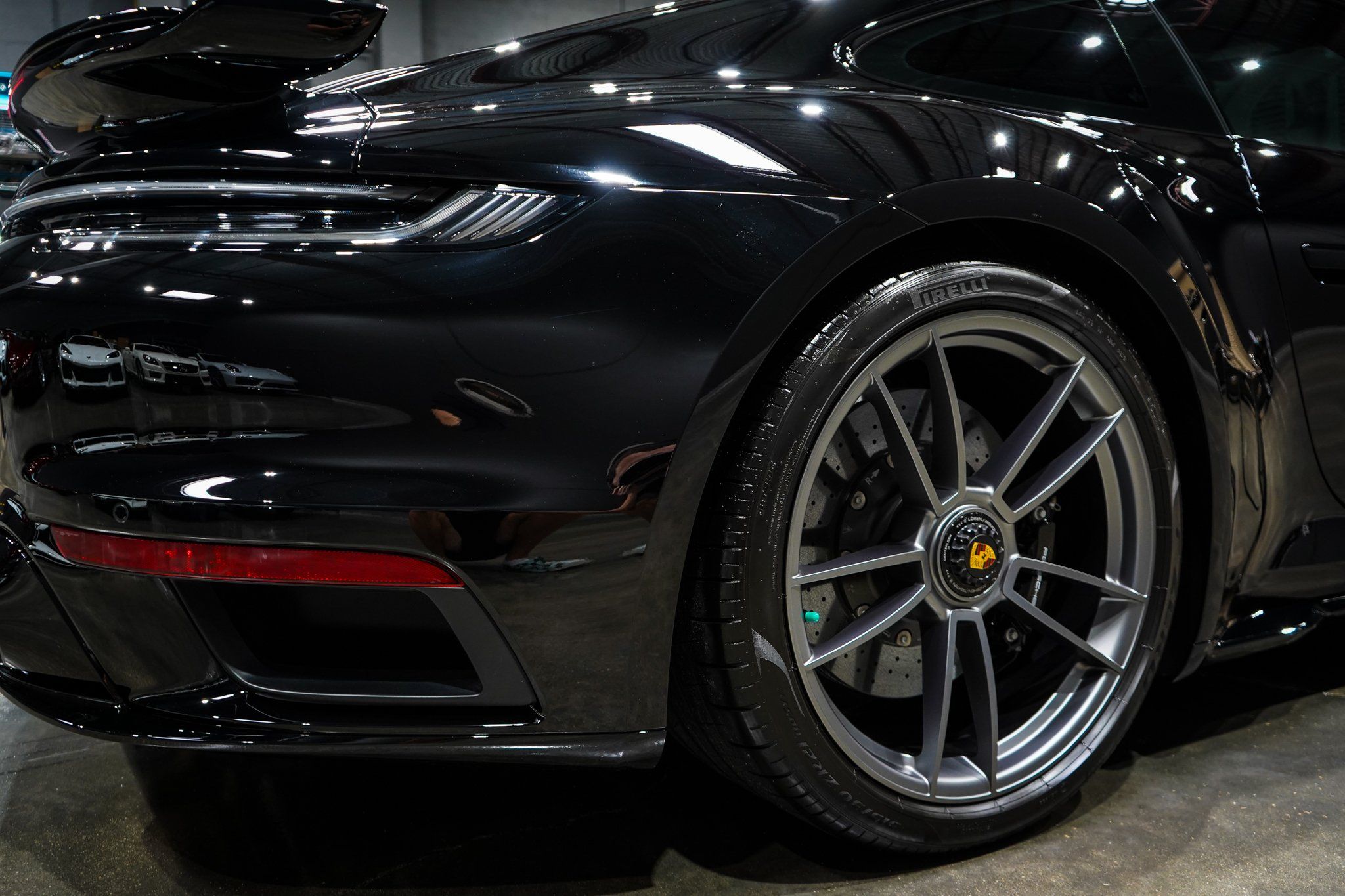 2022 Porsche 911 Turbo S photo 24