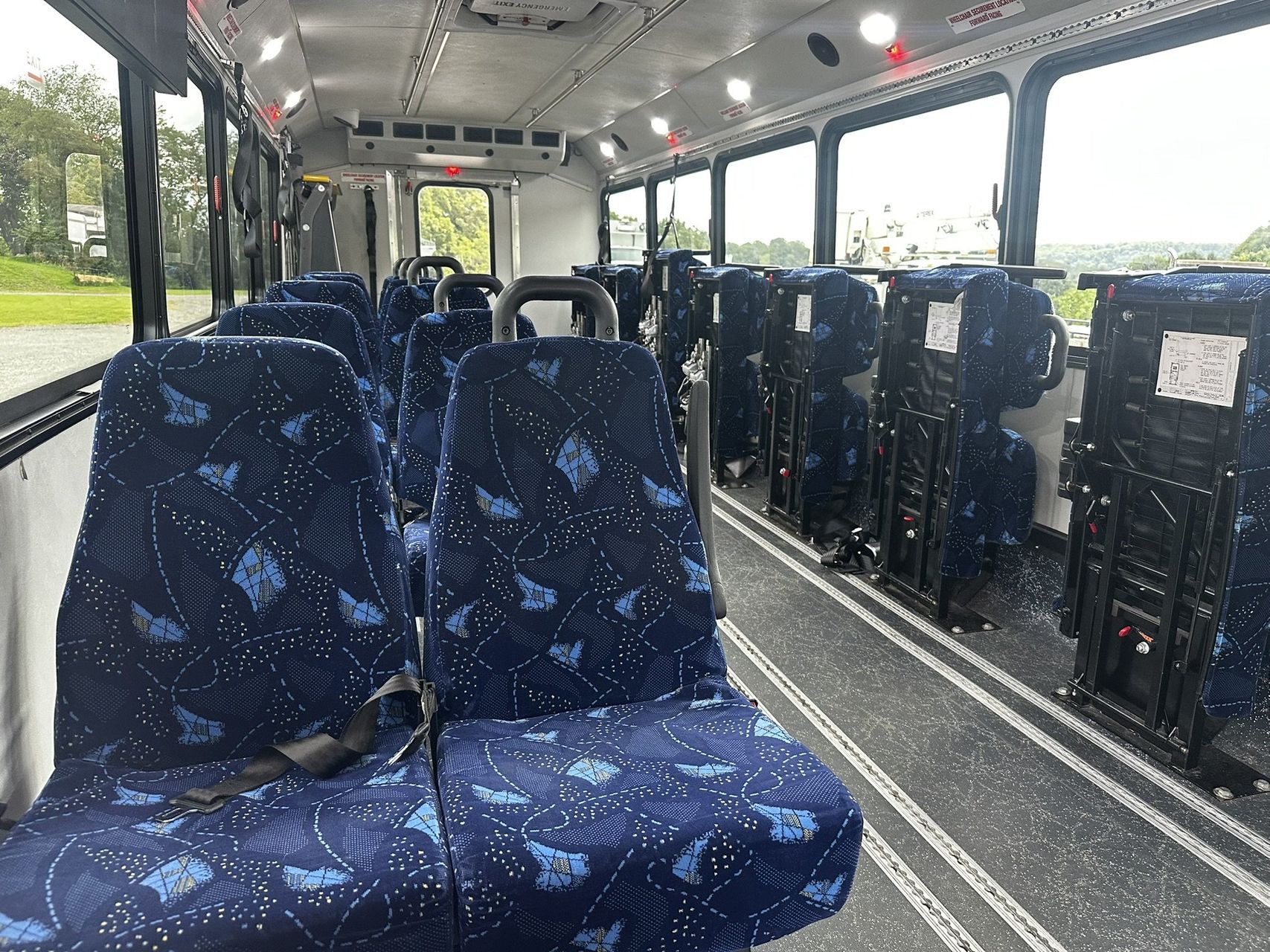2018 Freightliner Glaval Legacy FA1034 19