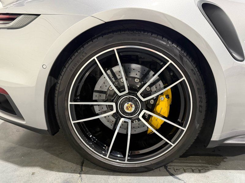 2022 Porsche 911 Turbo S, photo 17
