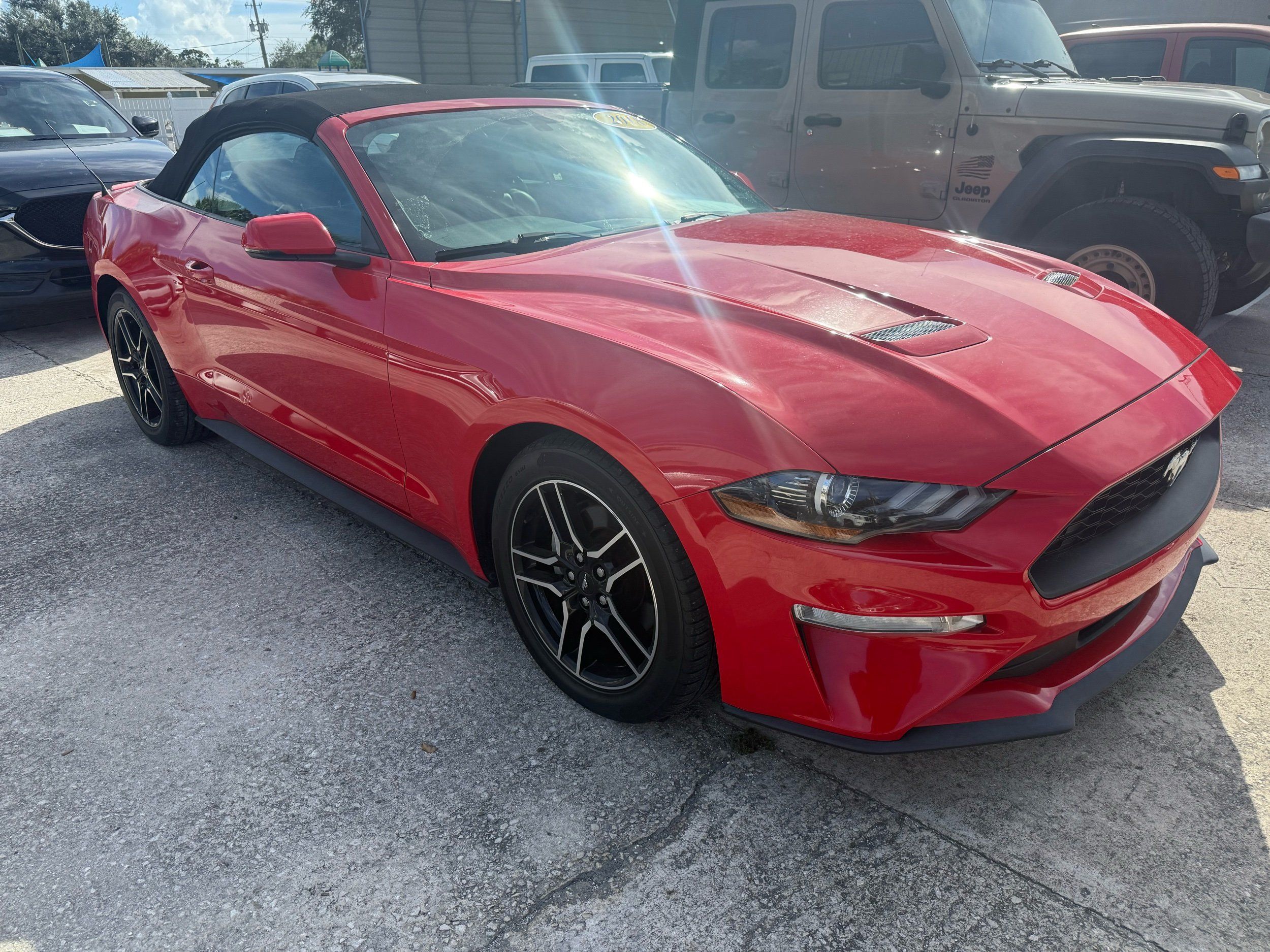 2018 Ford Mustang EcoBoost Premium photo 4