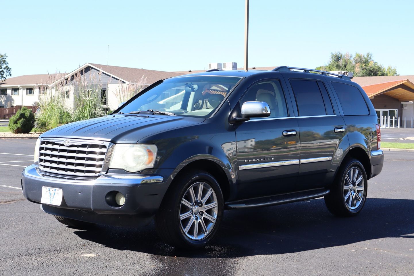 2007 Chrysler Aspen Limited | Victory Motors of Colorado