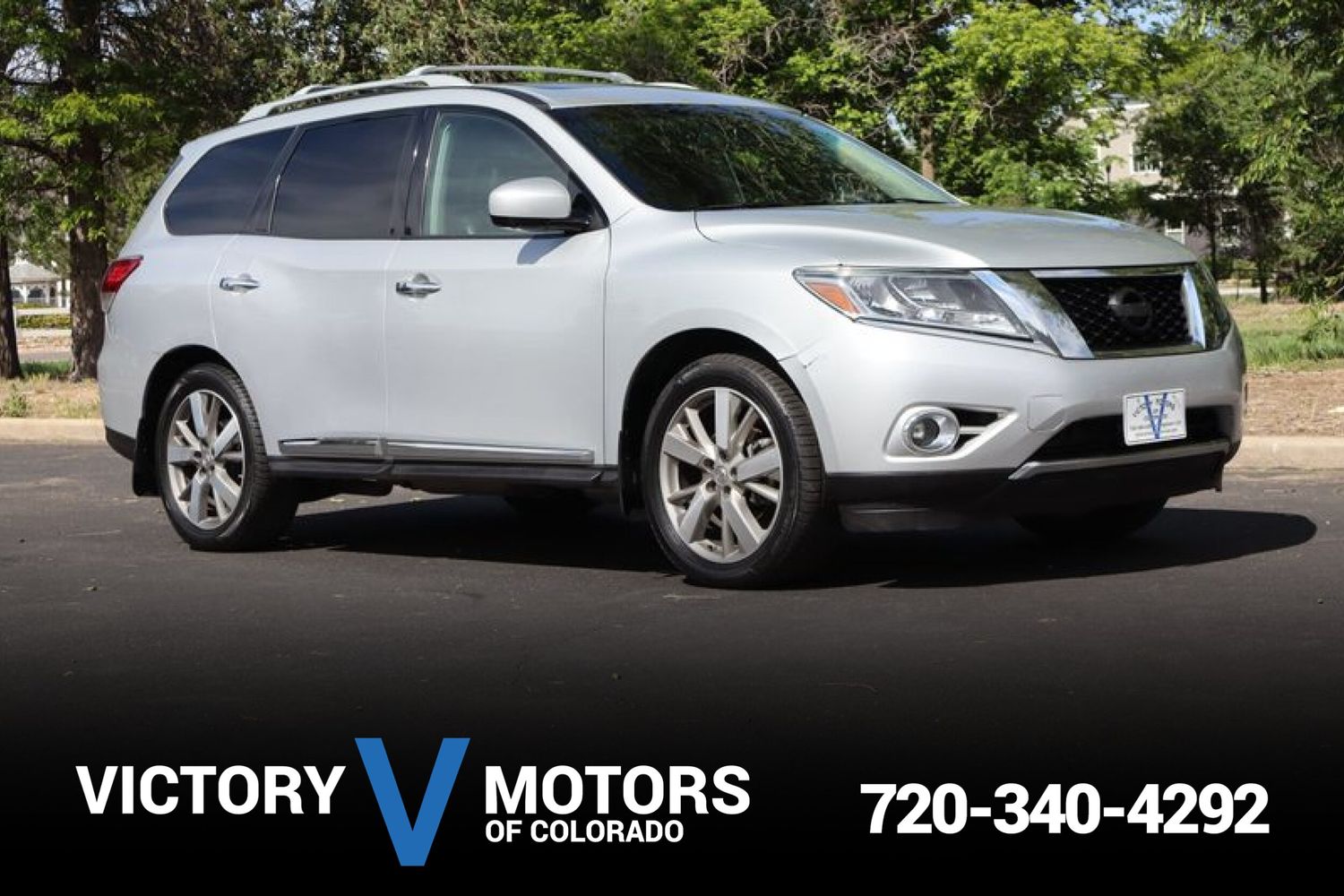 2016 Nissan Pathfinder Platinum 4WD's photo