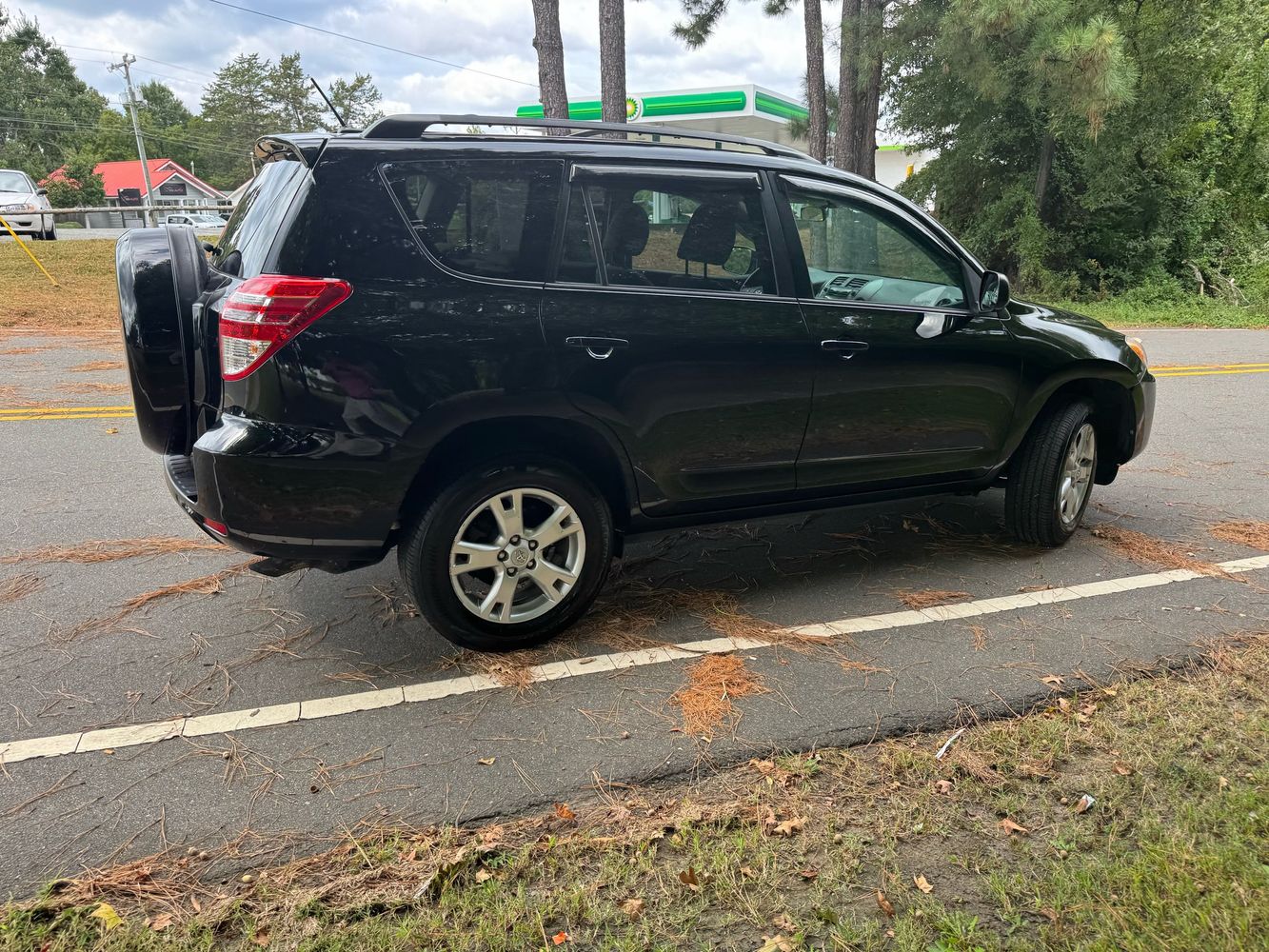 2011 Toyota RAV4 Base photo 6