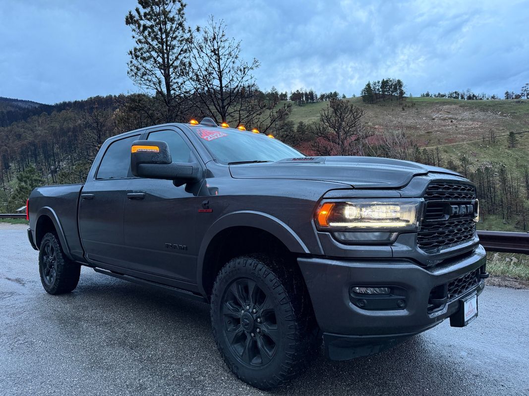 2024 RAM 3500 Limited 4X4 Crew Cab SWB's photo