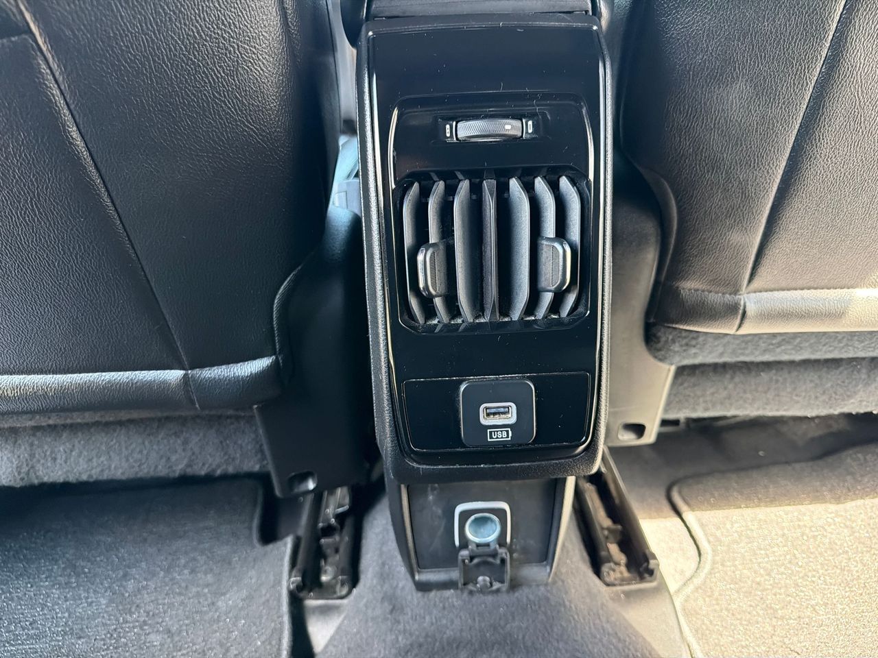 2025 Jeep Compass Limited - Photo 24