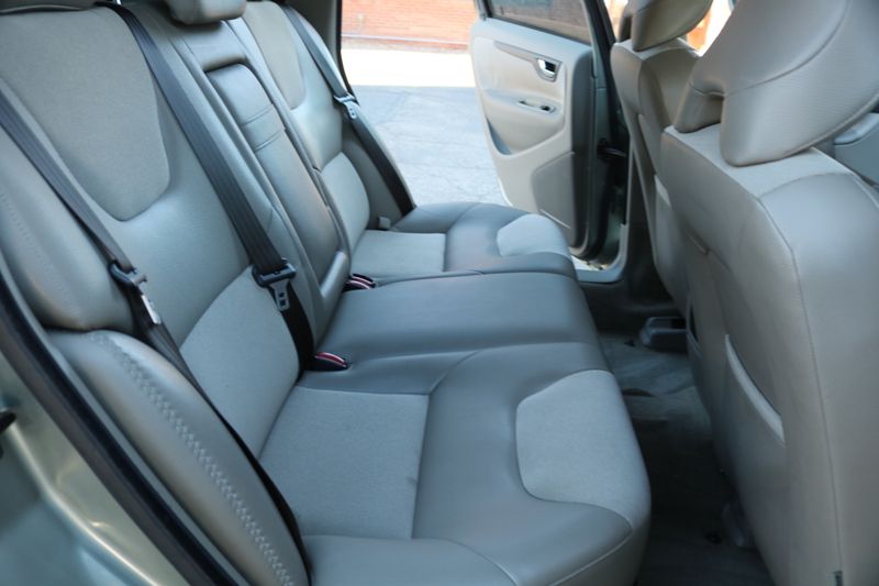 2007 Volvo XC70 AWD | Victory Motors of Colorado