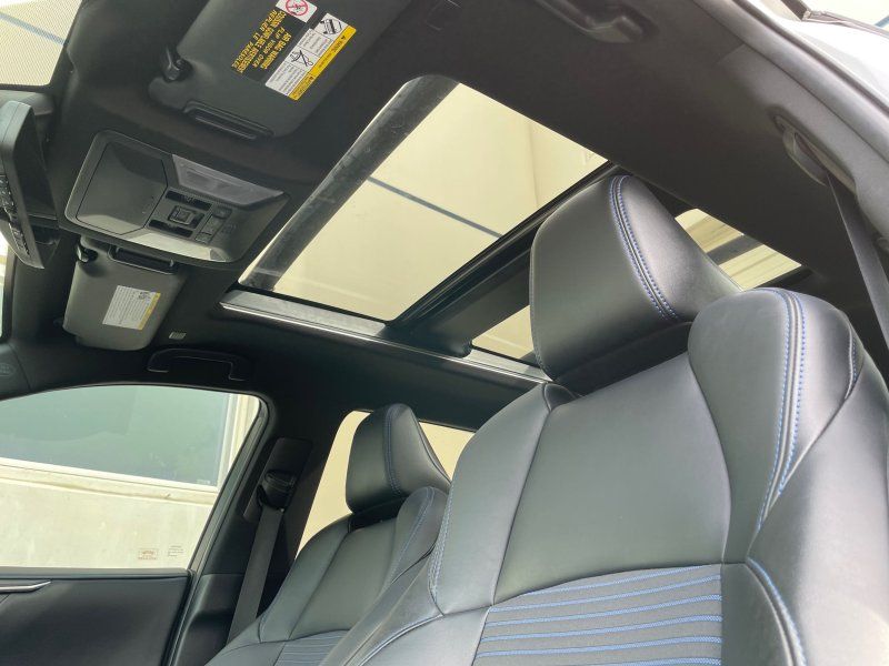 2023 Toyota RAV4 XSE - Photo 16