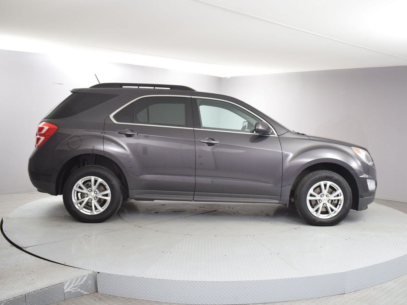 Chevrolet Equinox's photo