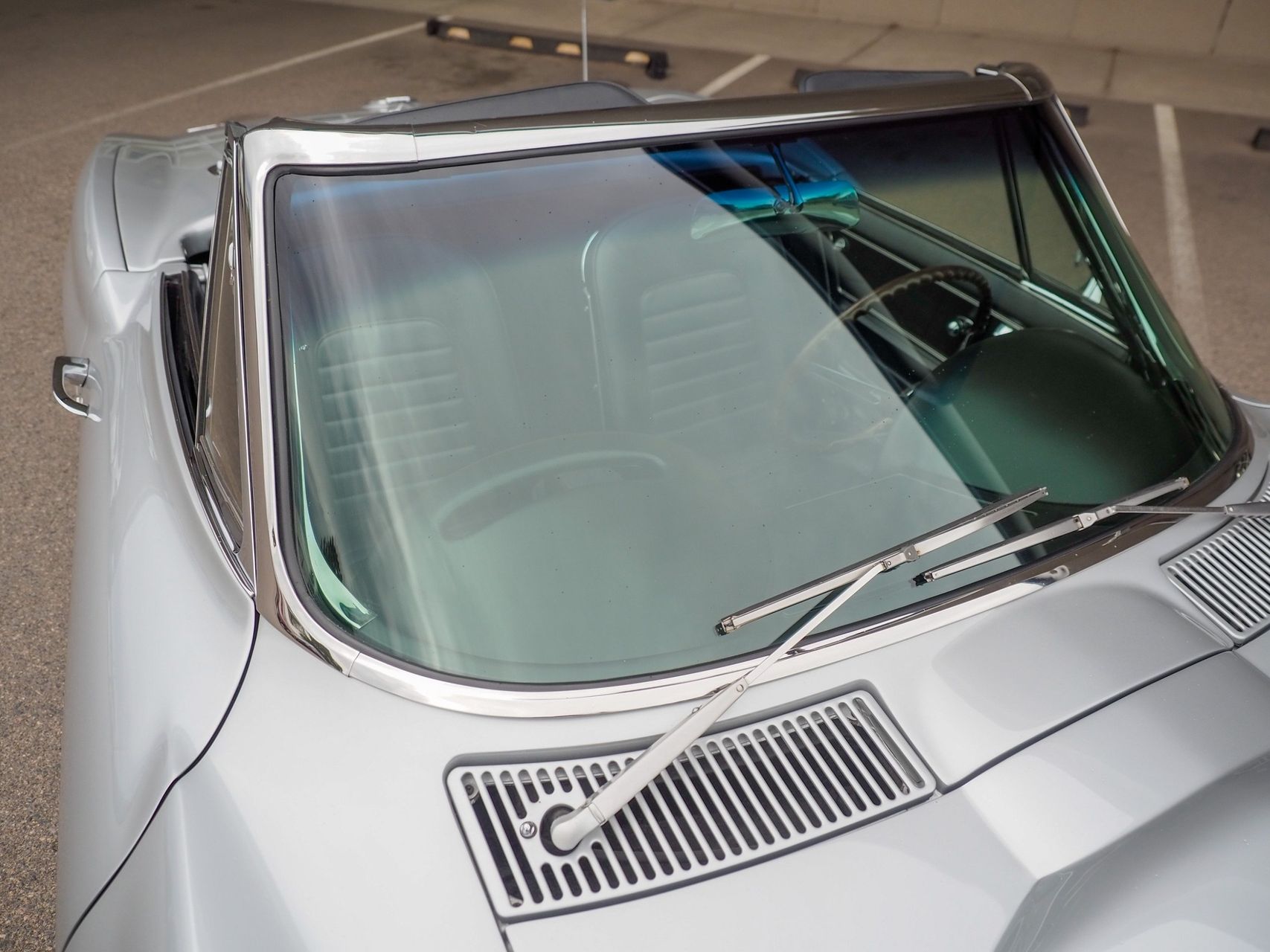 1966 Chevrolet Corvette 30