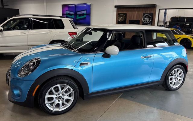 2019 MINI Cooper 2-Door Hatchback FWD