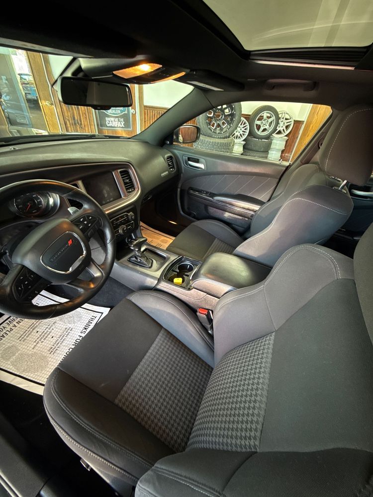 2019 Dodge Charger GT photo 17