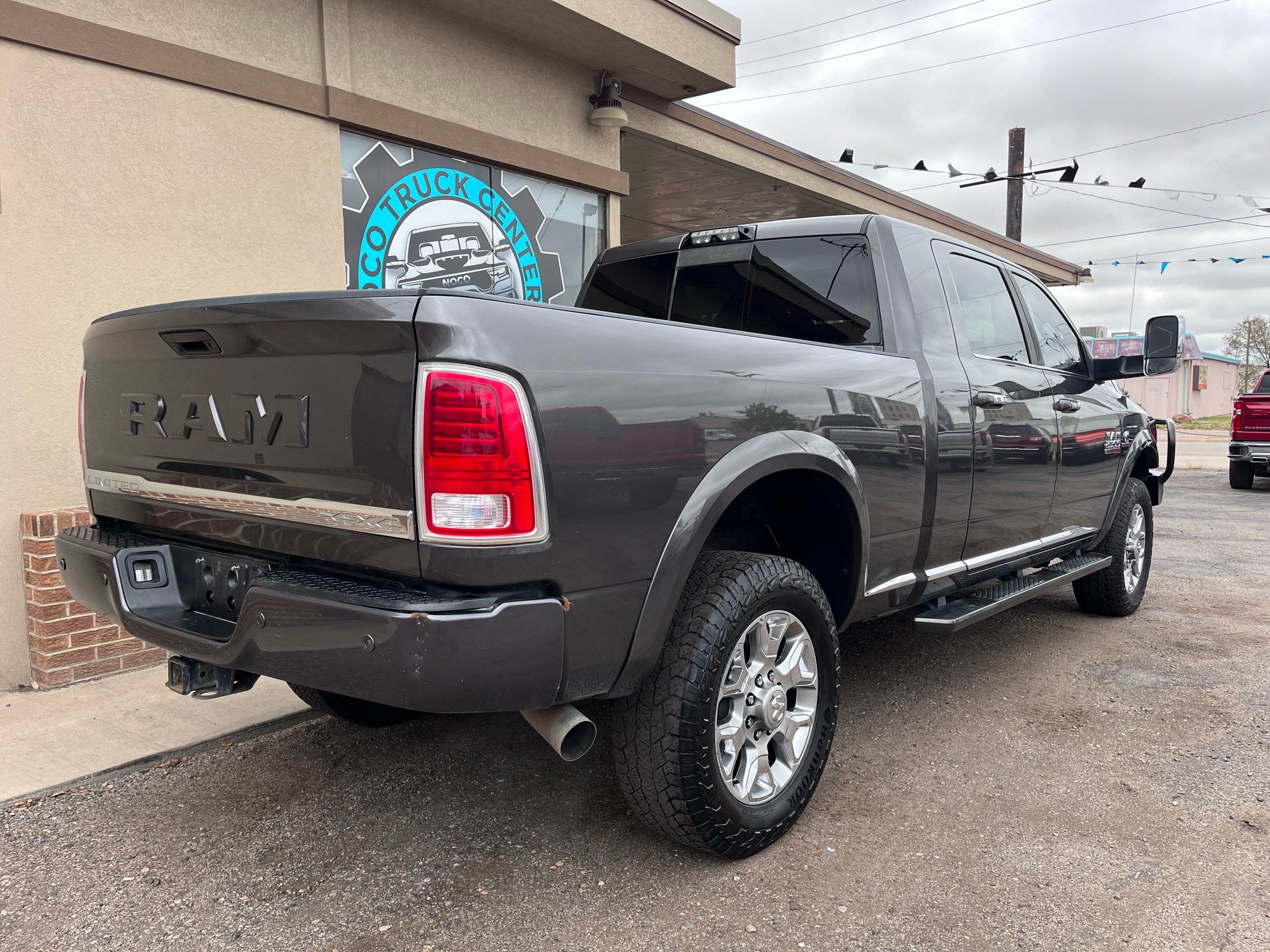 2018 Ram 2500 Laramie Limited photo 2