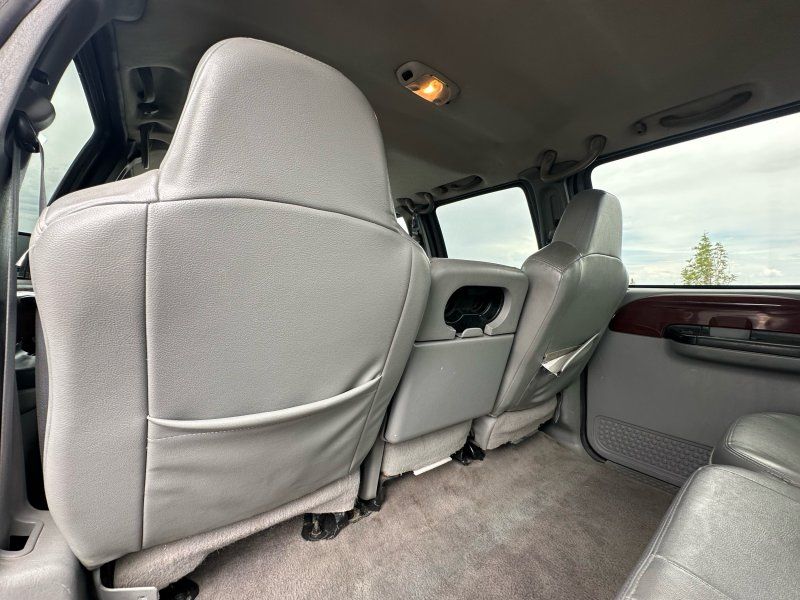 2005 Ford F-250 Super Duty Lariat - Photo 20