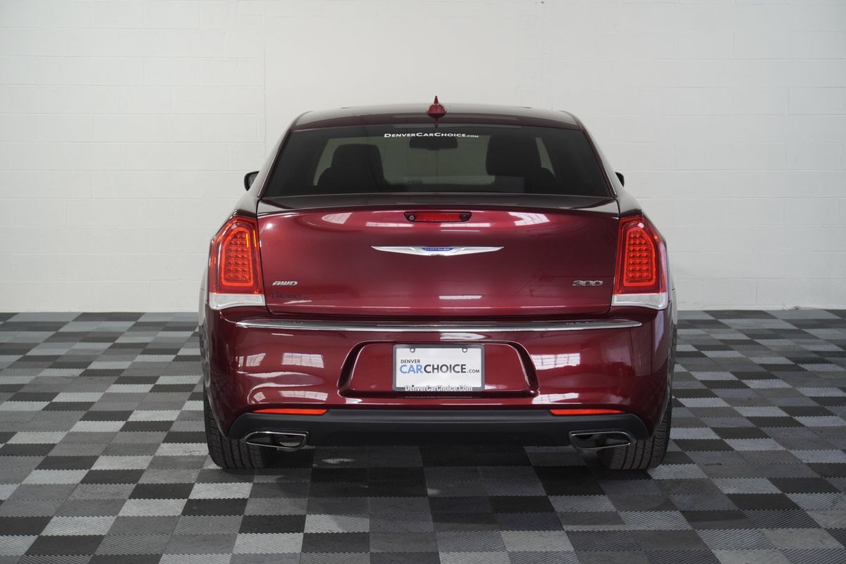 2018 Chrysler 300 Limited AWD