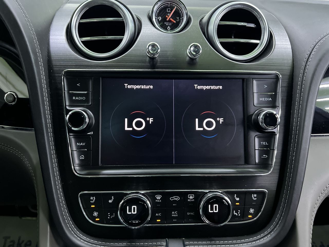 2018 Bentley Bentayga Base - Photo 23