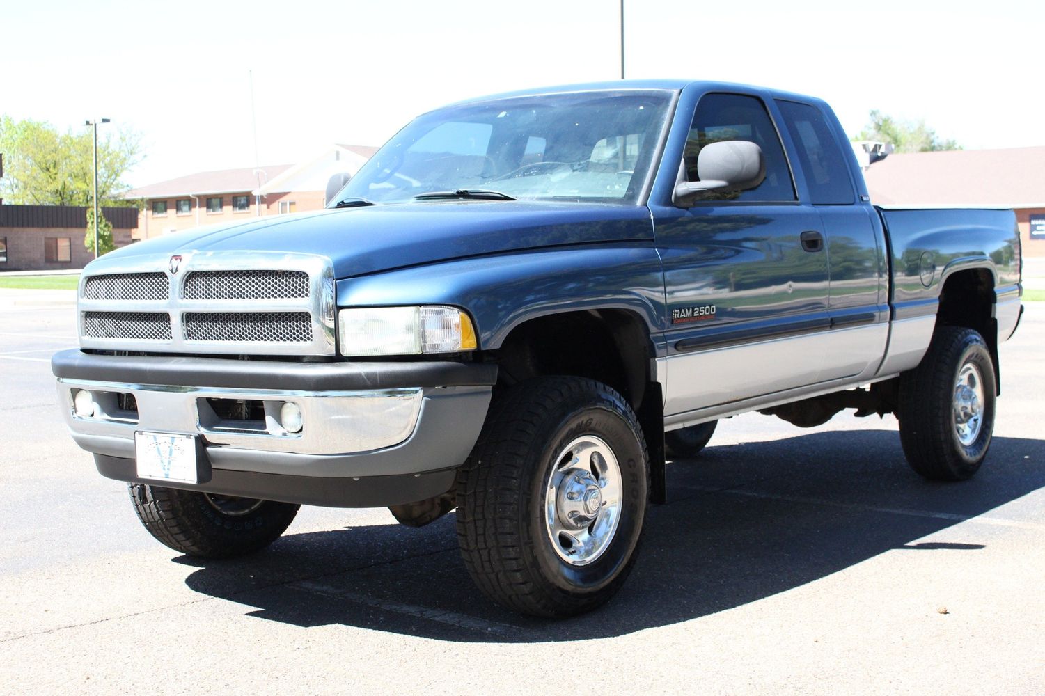 2002 Dodge Ram 2500 SLT Plus | Victory Motors of Colorado