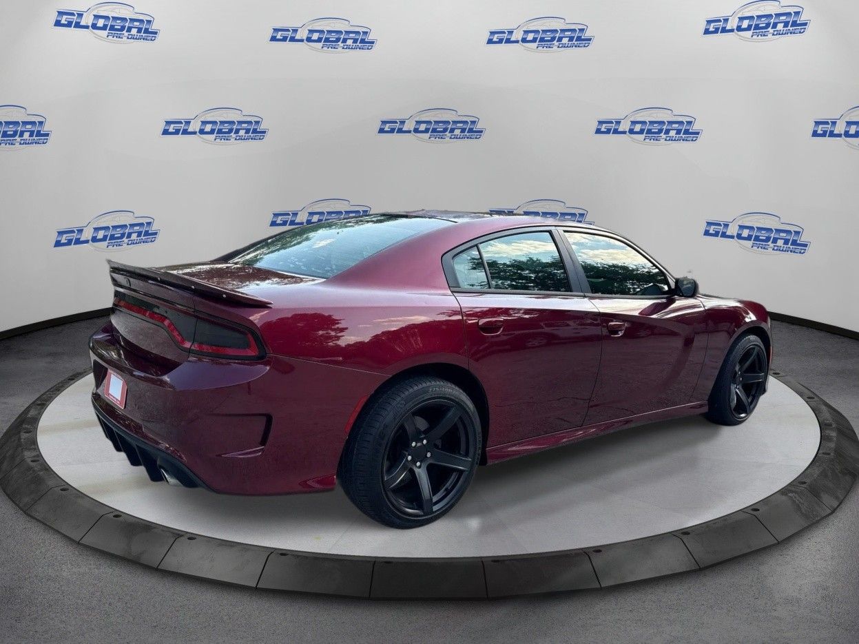 Dodge Charger photo 5