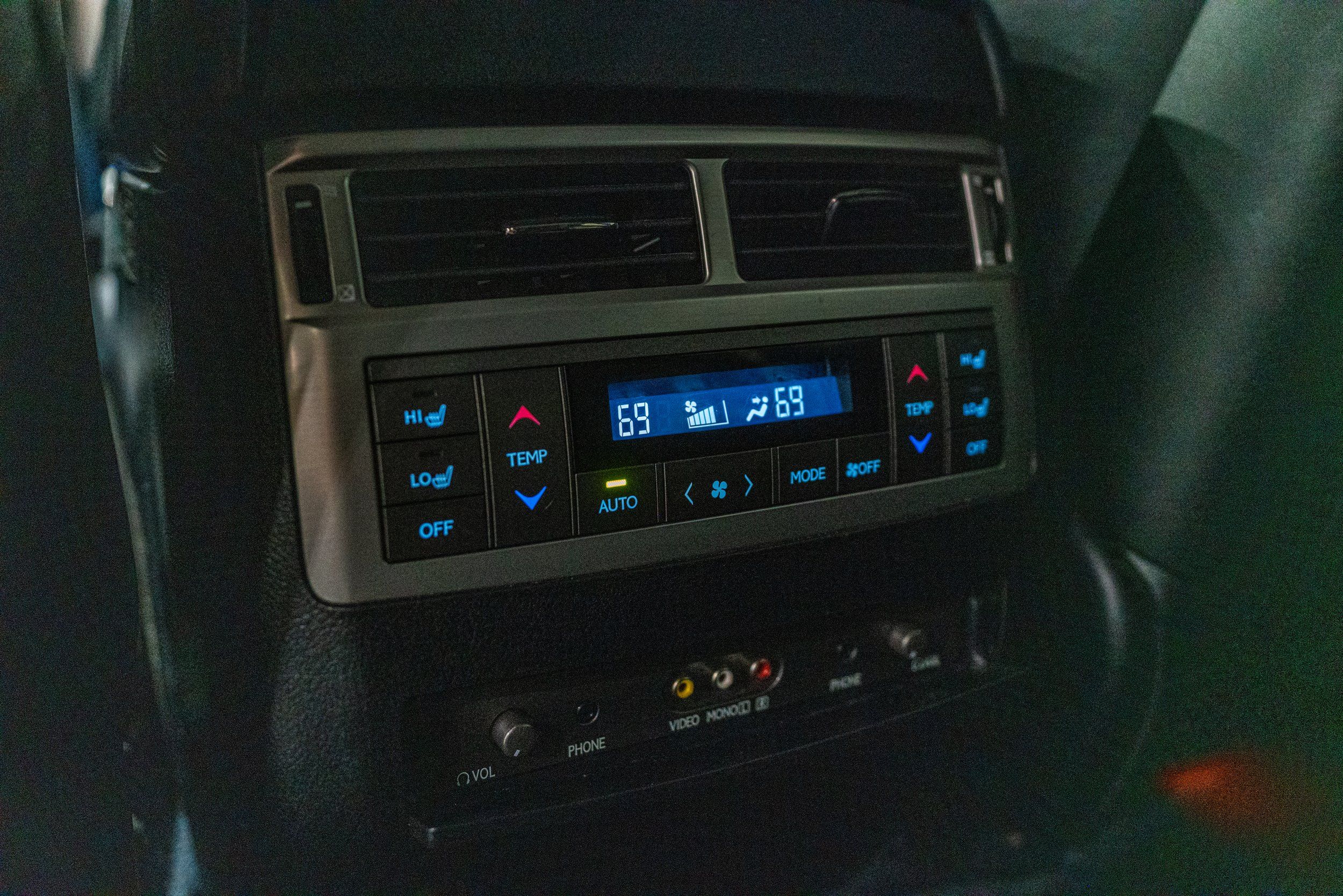 2013 Lexus LX 570, photo 37
