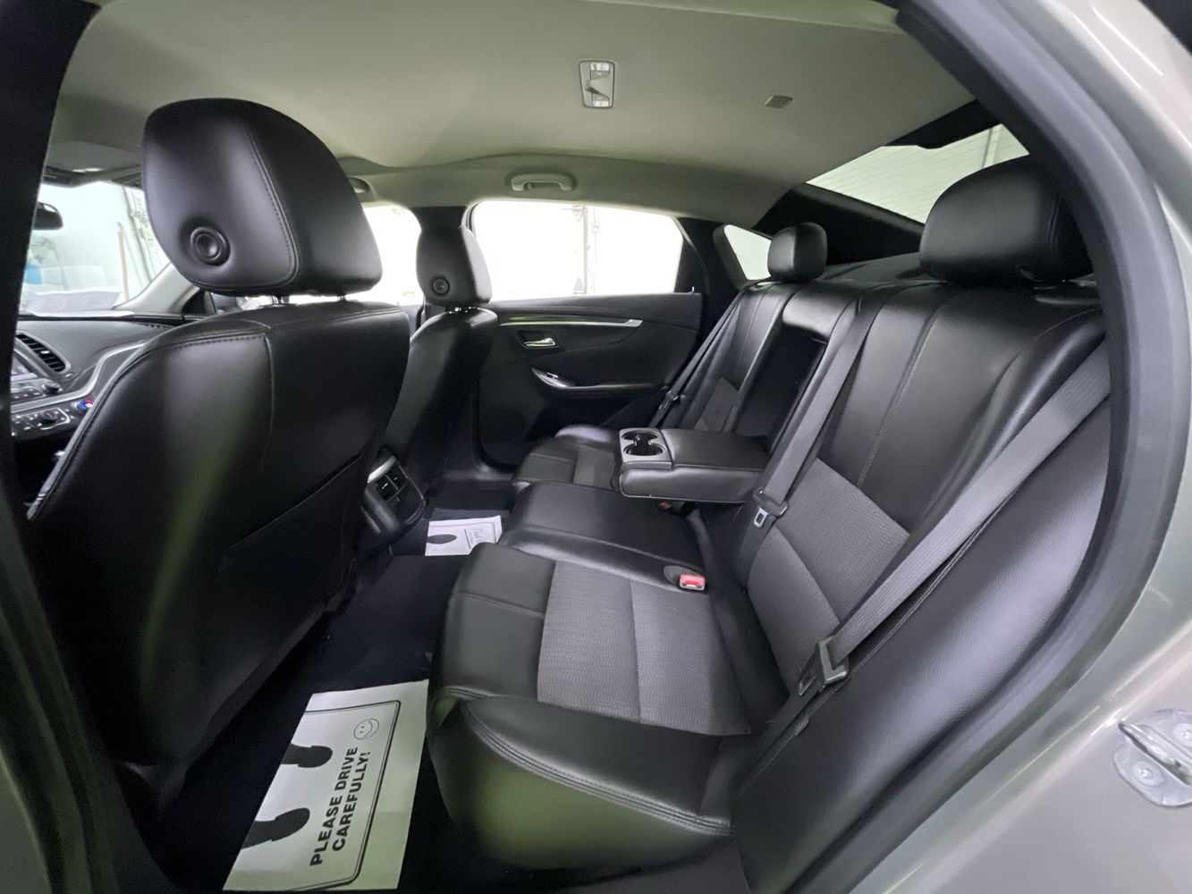 2017 Chevrolet Impala 1LT photo 24