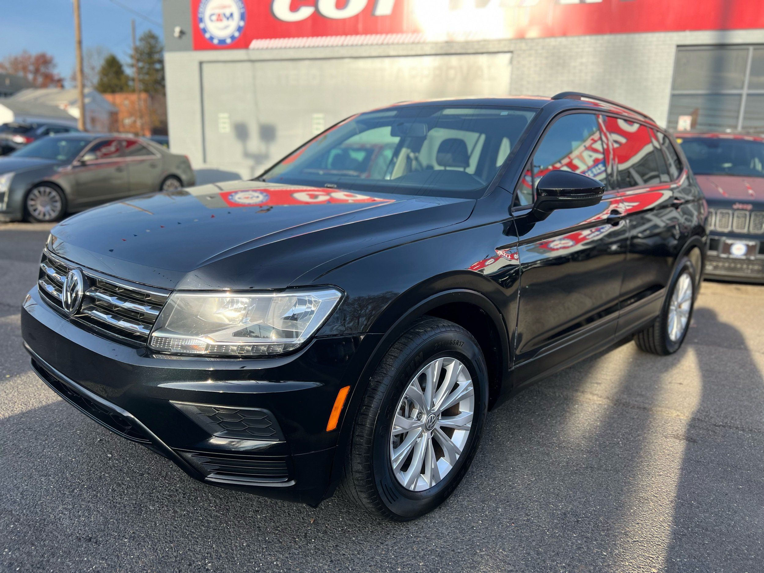 2019 Volkswagen Tiguan 2.0T S's photo