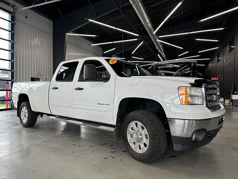 2014 GMC Sierra 3500 SLE's photo