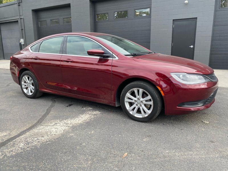 2017 Chrysler 200 LX