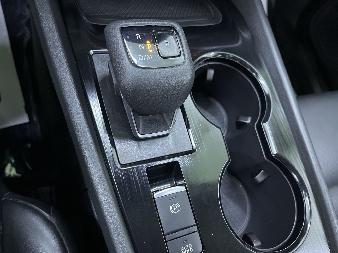 2021 Nissan Rogue SV photo 22