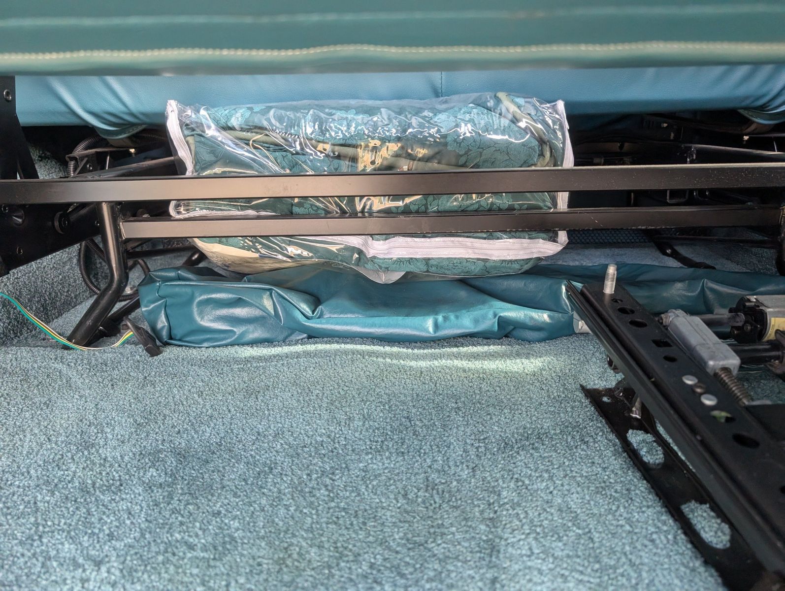 1997 Chevrolet Express G1500 91